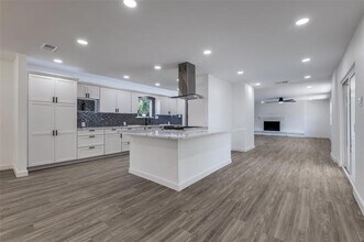 11341 Gatewood Pl in Dallas, TX - Building Photo - Building Photo