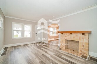 1611 Hagley Rd in Toledo, OH - Foto de edificio - Building Photo