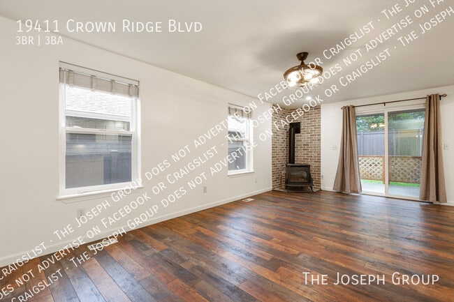 19411 Crown Ridge Blvd in Arlington, WA - Building Photo - Building Photo