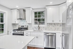 116 Morse St in Hamden, CT - Building Photo