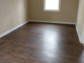 805 Eva St in Durham, NC - Building Photo - Building Photo