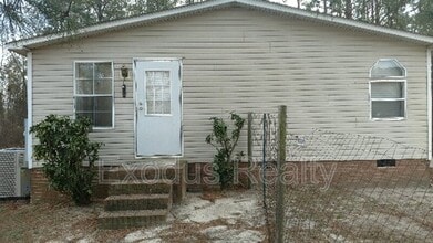 160 Sonya Ct in Sanford, NC - Building Photo - Building Photo
