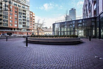 35 Parliament St in Toronto, ON - Building Photo - Building Photo