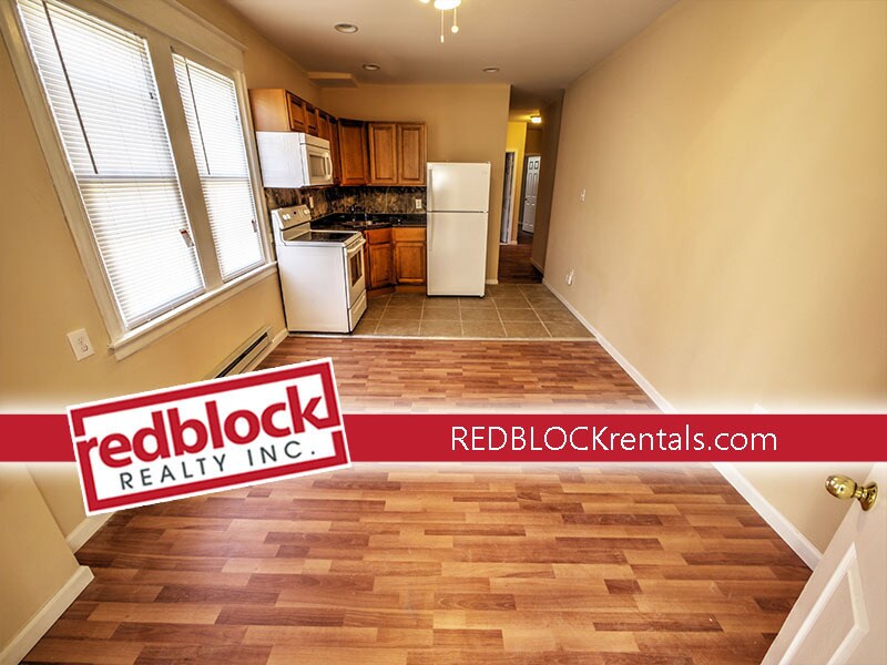 151 W Grange Ave in Philadelphia, PA - Building Photo