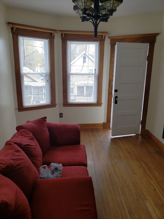 72 Morris St, Unit 2 in New Haven, CT - Building Photo - Building Photo