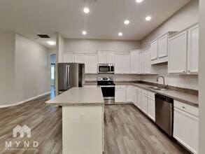 6541 Sandlers Preserve Dr in Jacksonville, FL - Building Photo - Building Photo