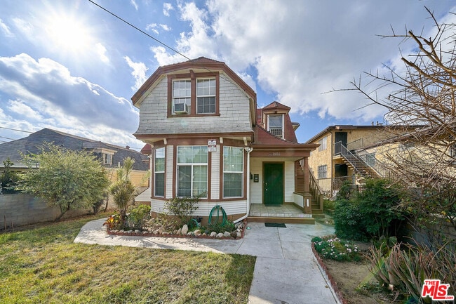 1616 Pennsylvania Ave in Los Angeles, CA - Building Photo - Building Photo