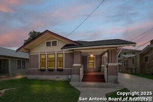 638 Cedar St in San Antonio, TX - Building Photo