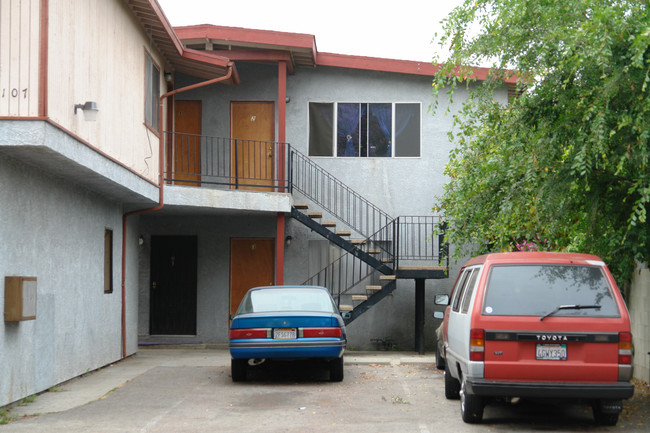 4107 Baywood St in Los Angeles, CA - Building Photo - Building Photo