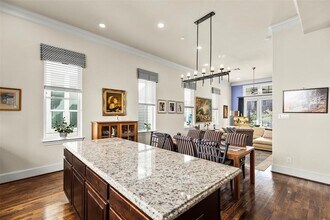 2318 Hutchins St in Houston, TX - Building Photo - Building Photo