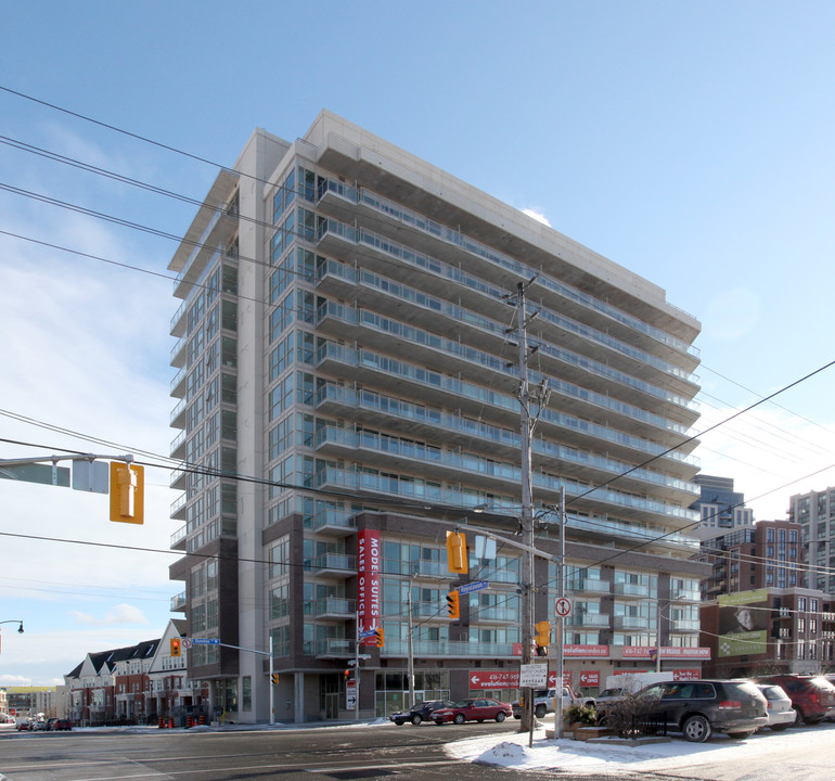 5101 Dundas St W in Toronto, ON - Building Photo