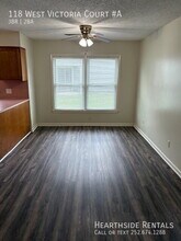 118 W Victoria Ct in Greenville, NC - Building Photo - Building Photo