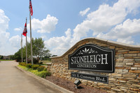 Stoneleigh Centerton Apartments photo'