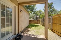 5565 Preston Oaks Rd, Unit 130 in Dallas, TX - Building Photo - Building Photo