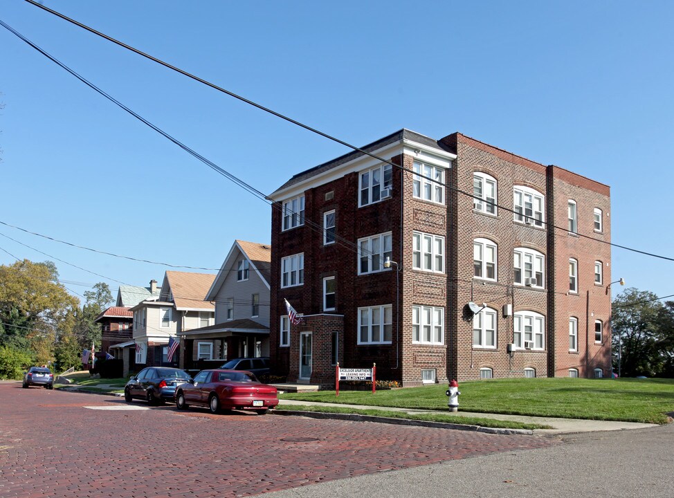 Excelsior Apartments in Akron, OH - Building Photo