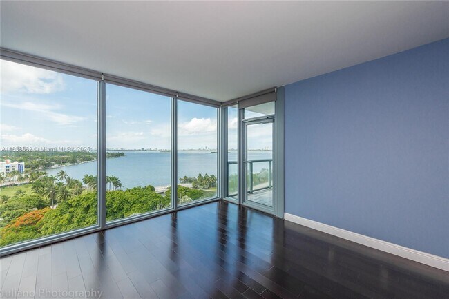 property at 601 NE 36th St