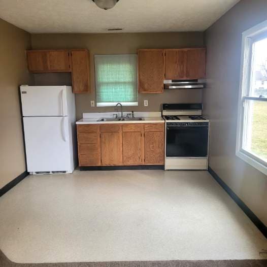 property at 1224 W 13th St