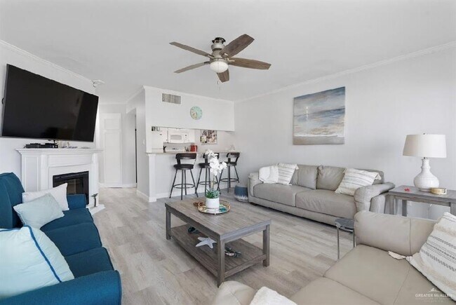 16 Padre Blvd in South Padre Island, TX - Building Photo - Building Photo