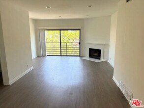 1585 Manning Ave in Los Angeles, CA - Building Photo - Building Photo
