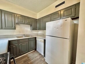 1436 Nocoseka Trail in Anniston, AL - Foto de edificio - Building Photo