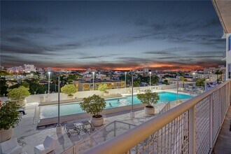 10 SW South River Dr in Miami, FL - Building Photo - Building Photo