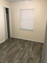 1860 Lynncrest Rd in Lakeland, FL - Building Photo - Building Photo