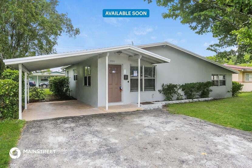 2700 NW 17th St in Fort Lauderdale, FL - Building Photo