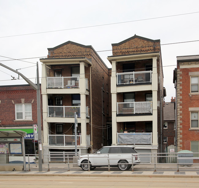 1095 St Clair Ave W in Toronto, ON - Building Photo - Primary Photo