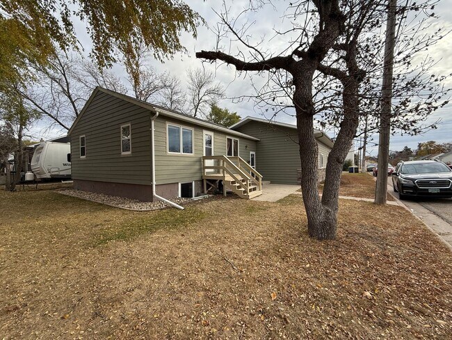 property at 1001 11th St SE