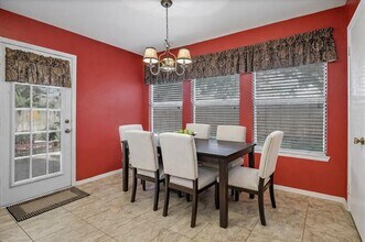 325 Stately Oak Ln in Lake Dallas, TX - Building Photo - Building Photo