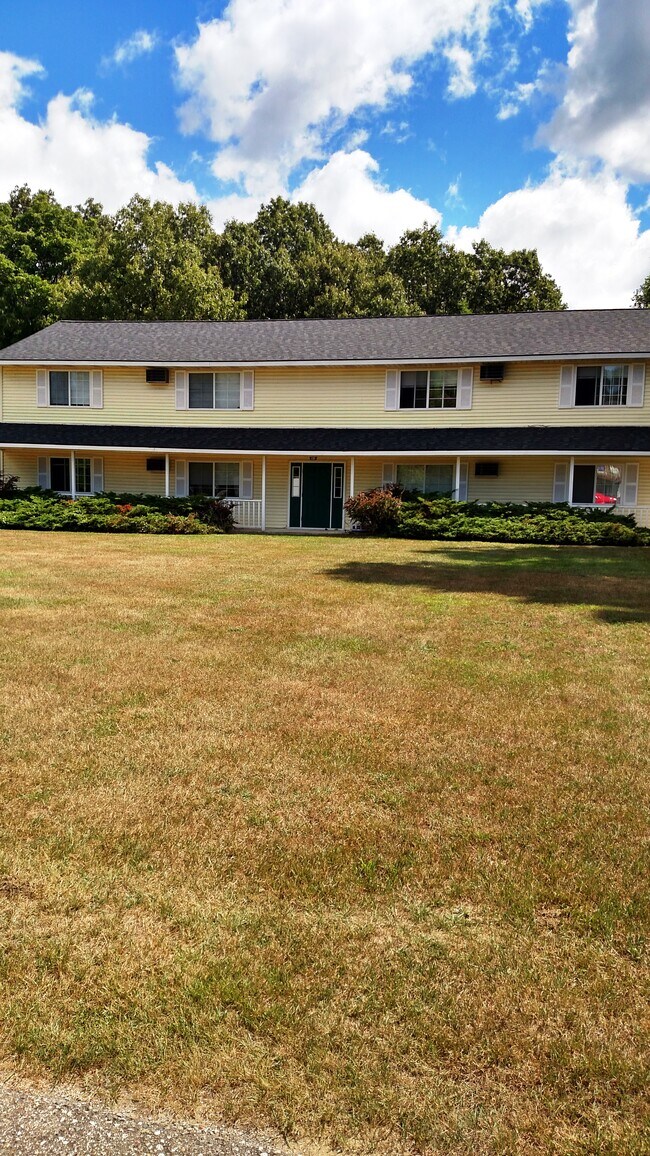 15408 Clovernook Dr Rentals in Grand Haven, MI