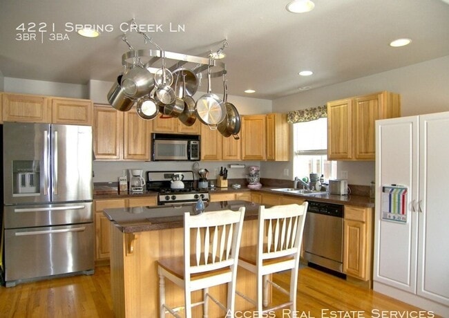 4221 Spring Creek Ln in Bellingham, WA - Building Photo - Building Photo