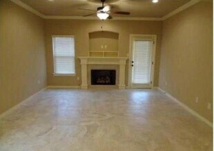 2638 N Valencia Ave in Fayetteville, AR - Building Photo - Building Photo