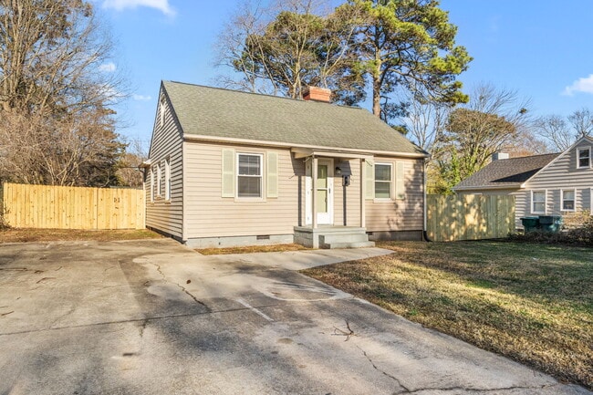 property at 108 E Magruder St