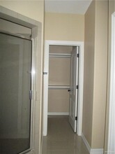 10 Franklin Ave in Alton, TX - Building Photo - Building Photo