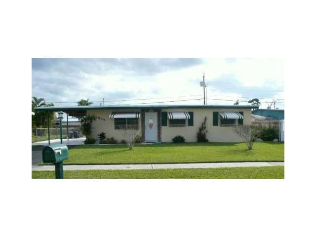 1934 Violet Ave in West Palm Beach, FL - Building Photo