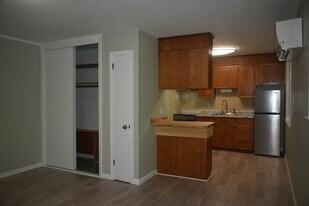 1550 CT-12 in Ledyard, CT - Building Photo