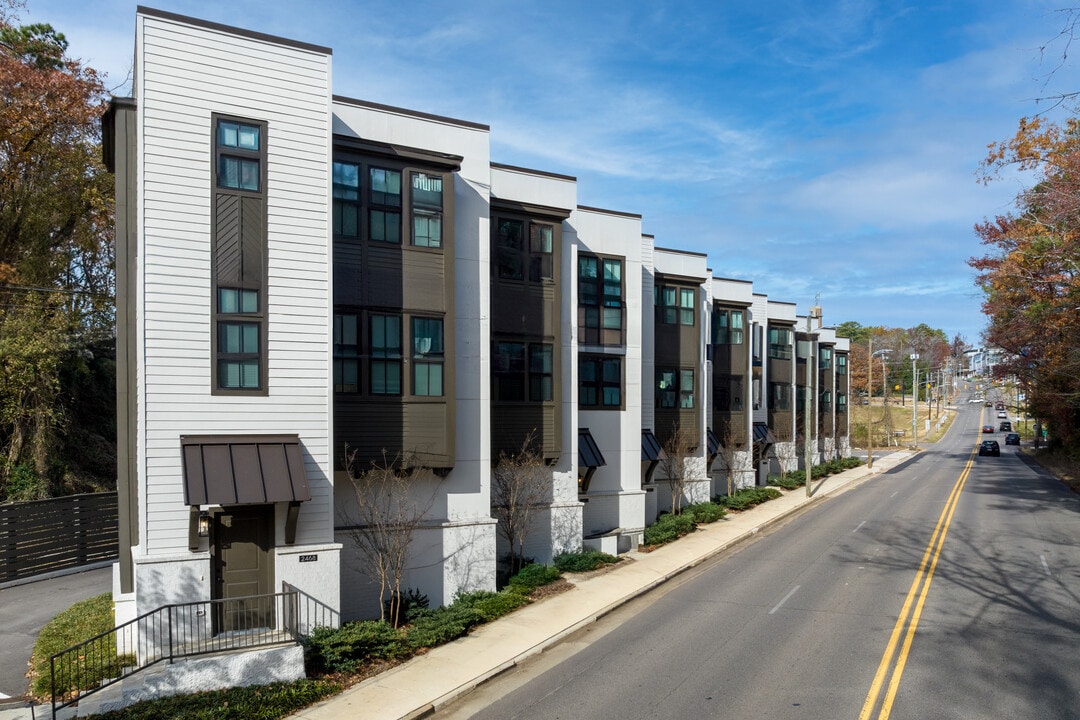 18th Street Townhomes in Birmingham, AL - Building Photo