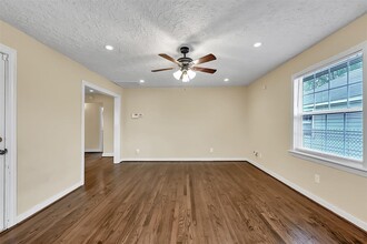 5540 Rand St in Houston, TX - Building Photo - Building Photo