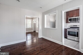 1640 S 28th St in Philadelphia, PA - Building Photo - Building Photo