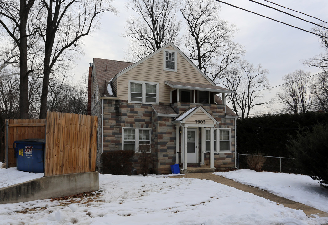 7903 Garland Ave in Takoma Park, MD - Building Photo