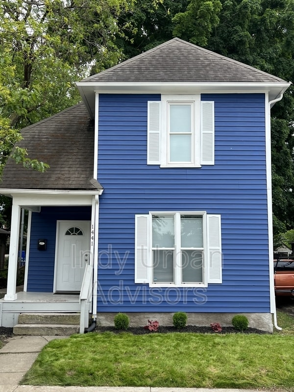 property at 1441 E 11th St
