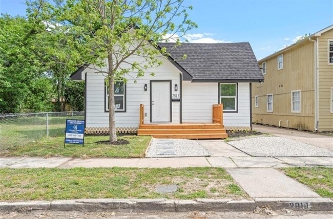 property at 2811 Winbern St