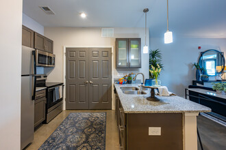 Wayfare at Garden Crossing in Burlington, NC - Building Photo - Interior Photo