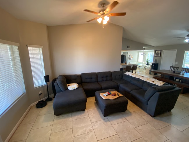 6360 E Ivy St in Mesa, AZ - Building Photo - Building Photo
