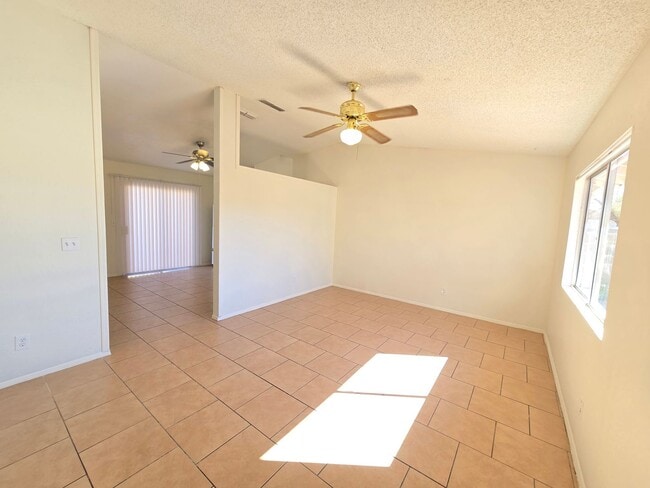 4745 E Camino St in Mesa, AZ - Building Photo - Building Photo