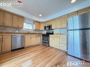 9 Pennsylvania Ave in Newton, MA - Foto de edificio - Building Photo