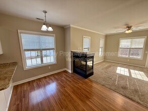 2010 Silky Dogwood Trail in Apex, NC - Building Photo - Building Photo