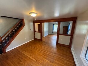504 Prospect St in Naugatuck, CT - Building Photo - Building Photo