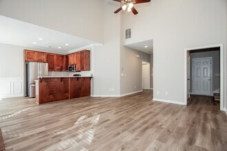 64 Paxton Pl in Newnan, GA - Building Photo - Building Photo